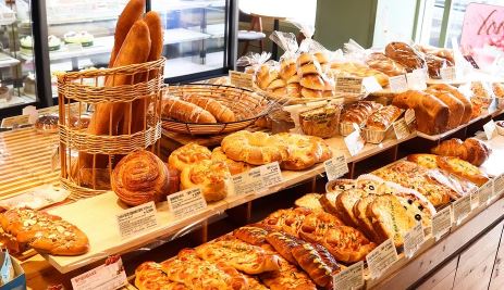 パン屋開店2月 三重津駅構内に もち小麦のパン屋 がオープン おすすめメニューや場所なども紹介 スイーツ カフェ ベーカリー速報