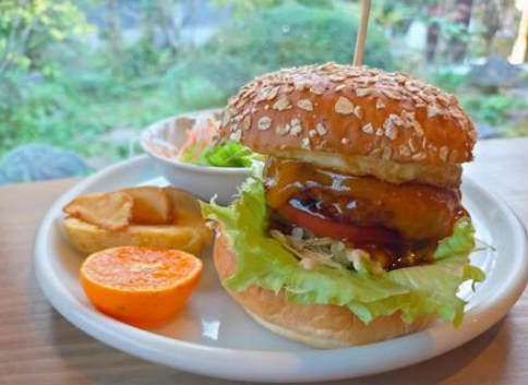 ハンバーガー開店5月 Y S Burger ワイズバーガー 小平市鈴木町にオープン スイーツ カフェ ベーカリー速報