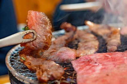 の 焼肉 近く 近くの焼肉屋をすばやく検索！「焼肉なう」